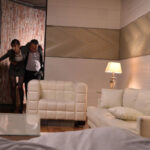 出張先で集中豪雨 嫌いな上司の前でまさか酔い潰れ…突然の相部屋 夜が明けても唾液を濃厚に絡ませ汗だく中出し絶倫性交で貪り合ってました。 天川そら